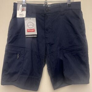 Wrangler men's 9"‎ inseam shorts, size 30, navy NWT all-terrain gear
